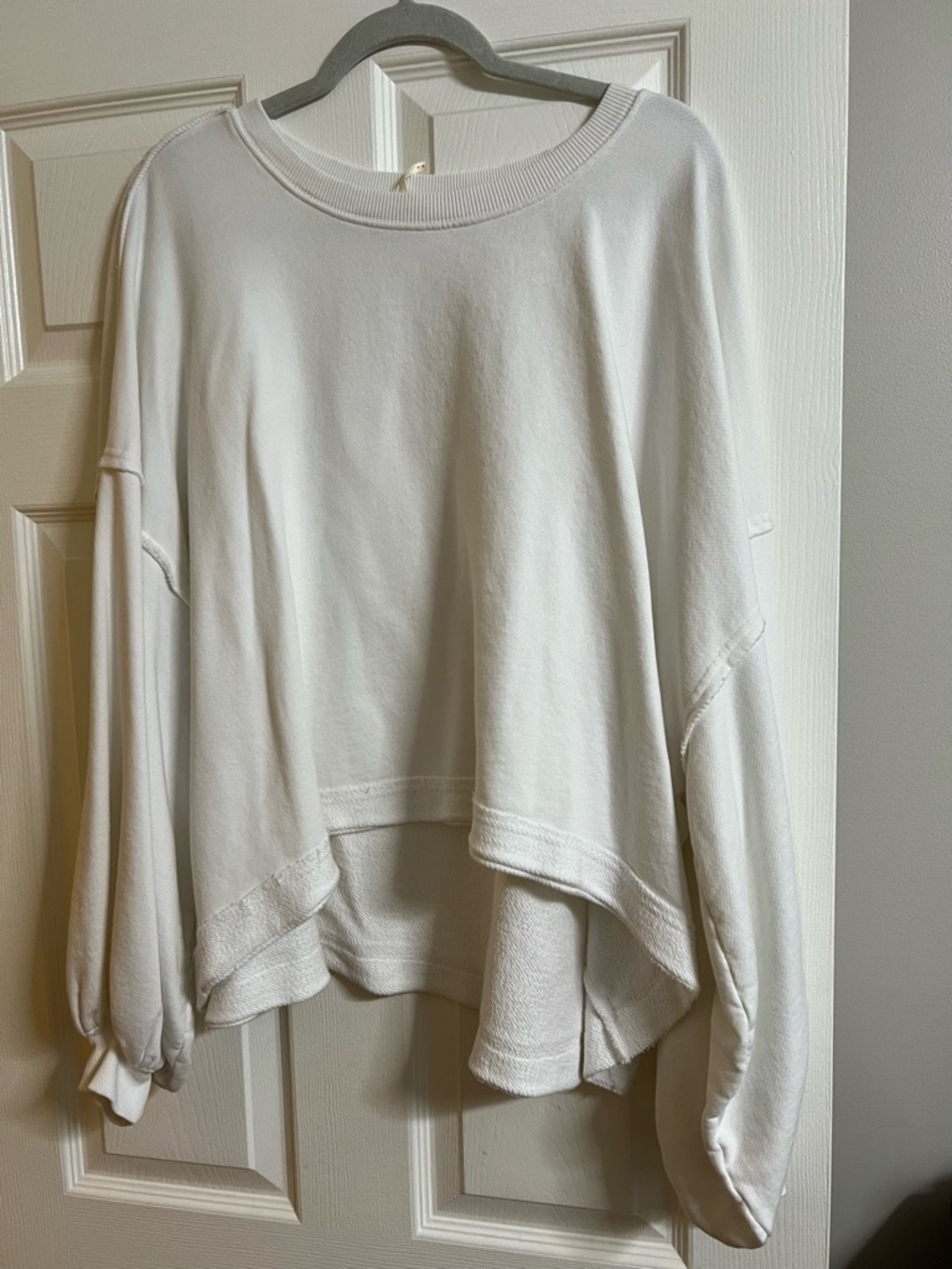 Women's Relaxed White High-Low Pullover Sweatshirt